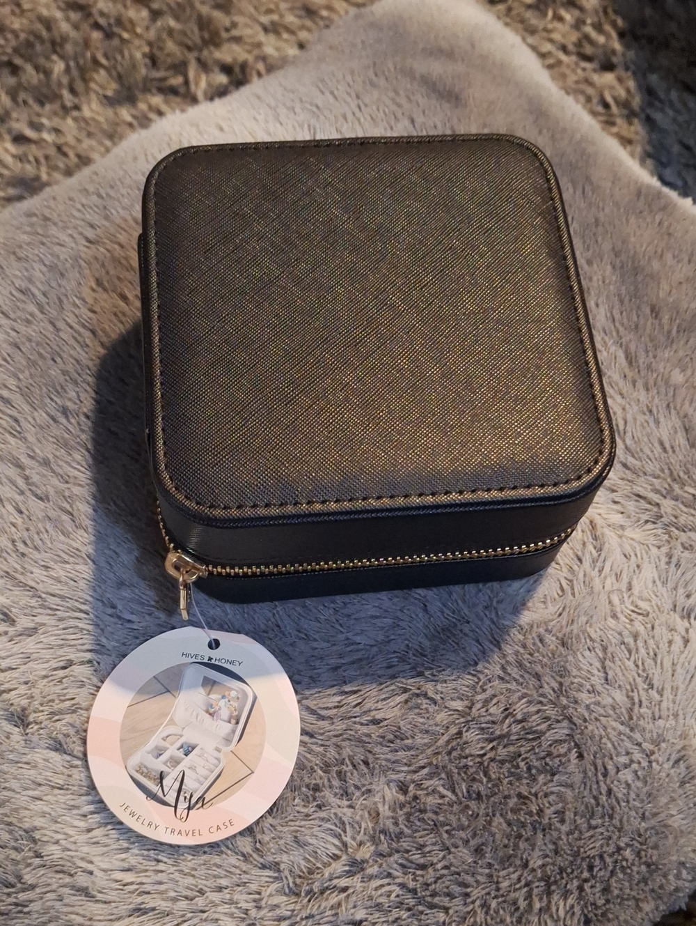 Hive & Honey Cream and Pink Jewelry Travel Case